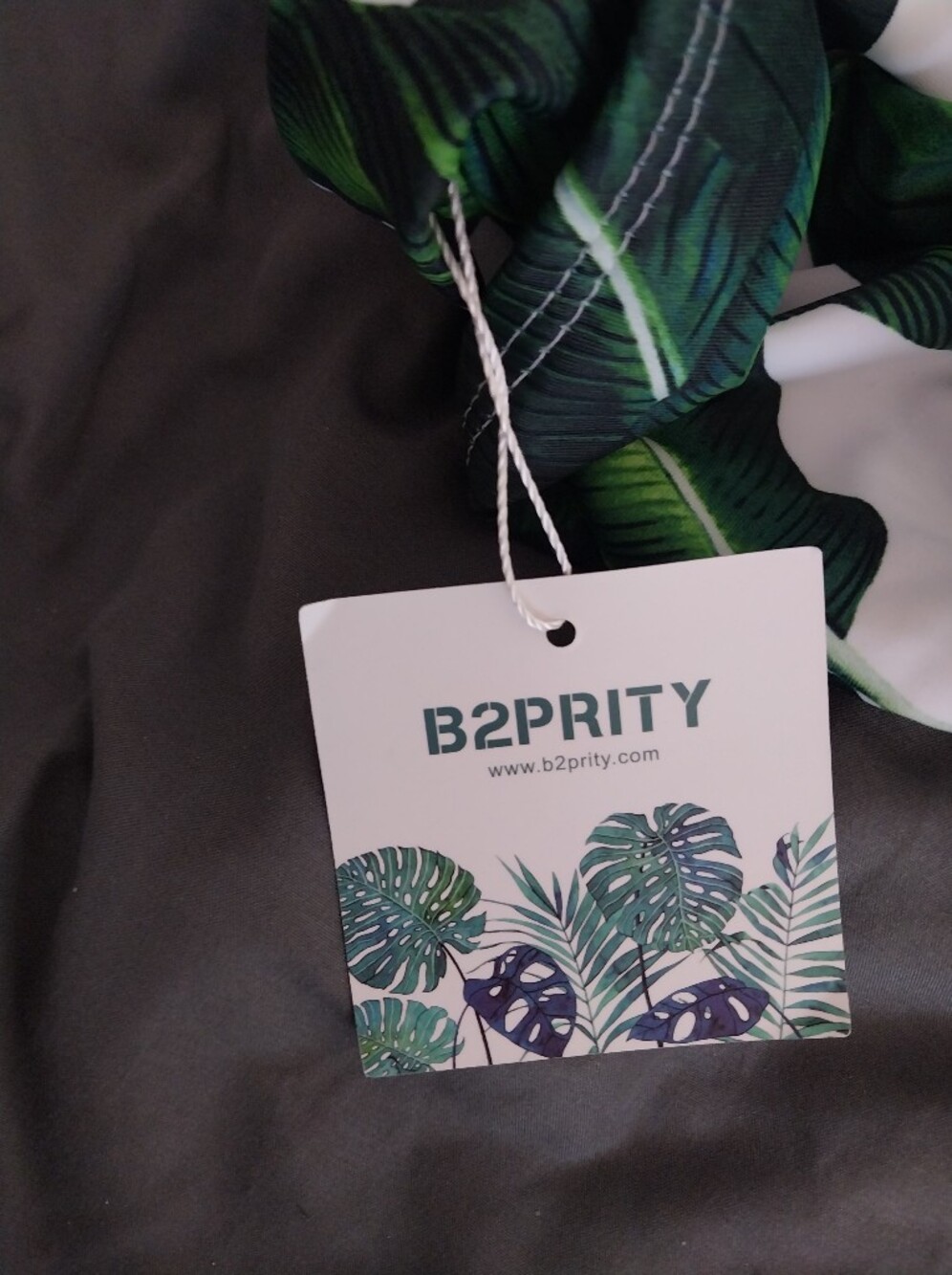 B2Prity Green Tropical Leaf One-Piece Swimwear NWT Size L - Picture 7 of 9